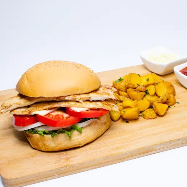 HAMBURGUESA DE POLLO + BEBIDA
