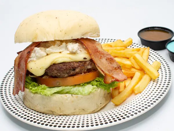 HAMBURGUESA ESPECIAL